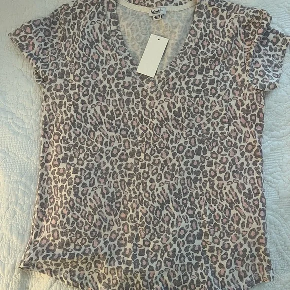 PJ SET - Picture 2 of 3